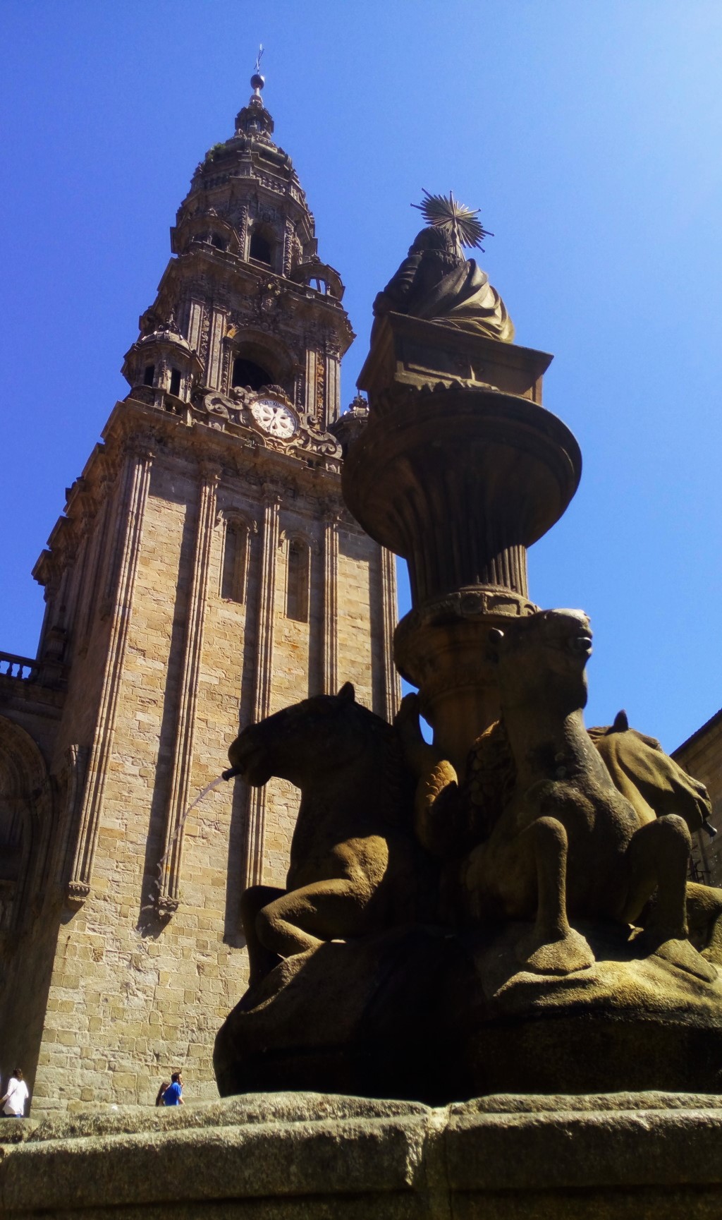 Torre de la Berenguela y Fuente de lo Caballos